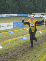 Takana nautinnolliset 15 km ja 3 tuntia sateista Sipoonkorpea Jukolan viestiss&auml;. Voittajatunnelmissa ankkuroimassa joukkuetta sijalle 786.